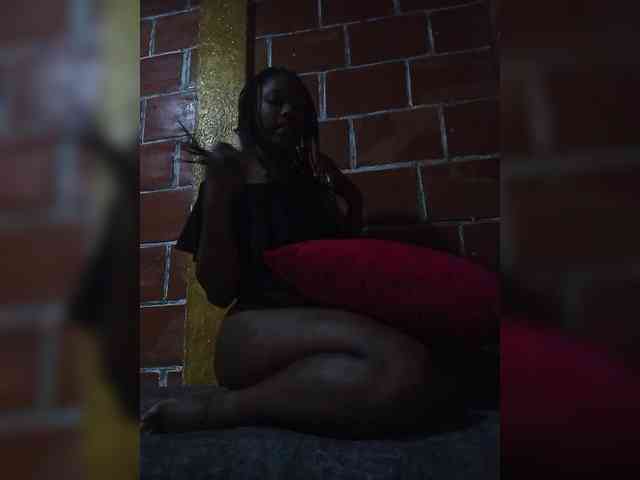 Caramelito18 webcam