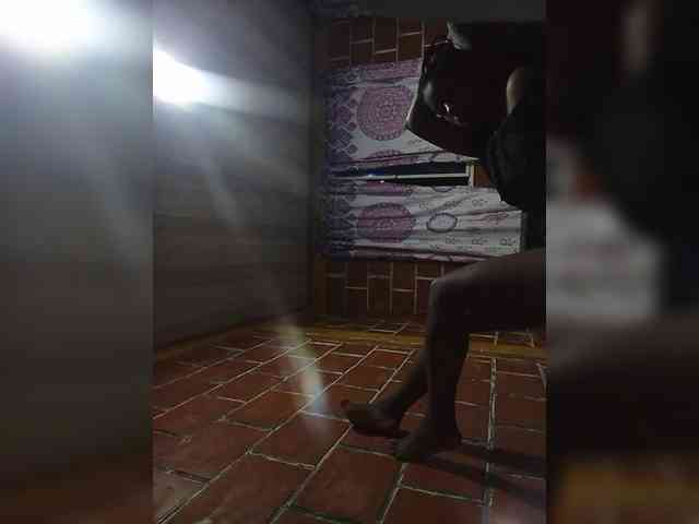 Caramelito18 webcam