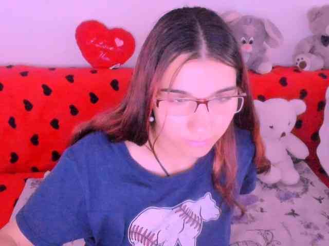 Sarahlluna webcam