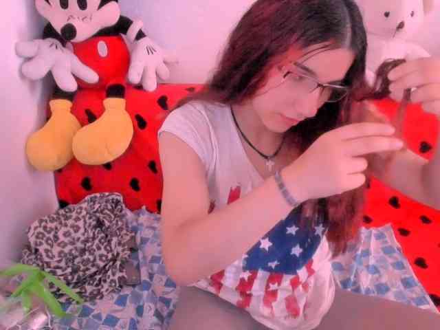 Sarahlluna webcam
