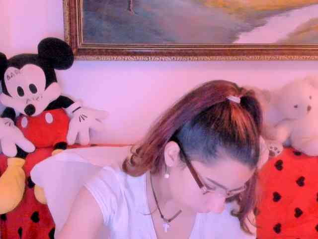 Sarahlluna webcam
