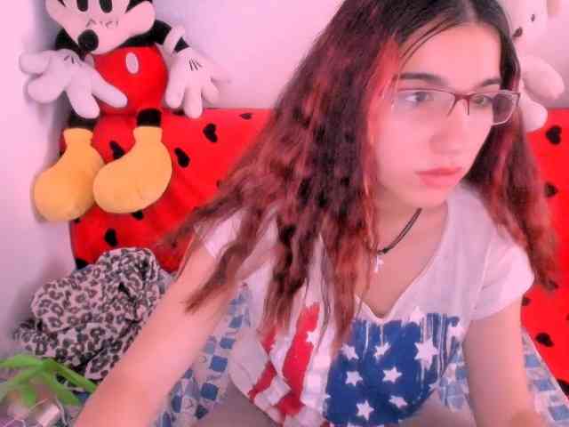 Sarahlluna webcam