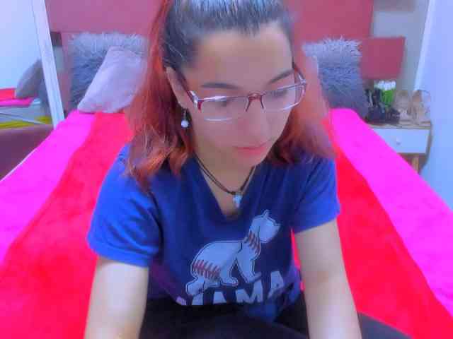 Sarahlluna webcam