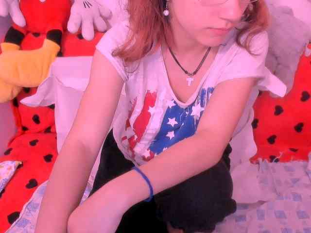 Sarahlluna webcam