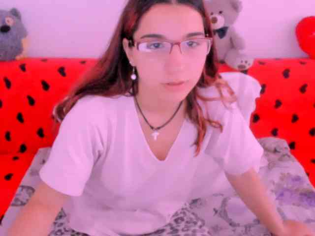 Sarahlluna webcam