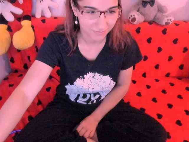 Sarahlluna webcam