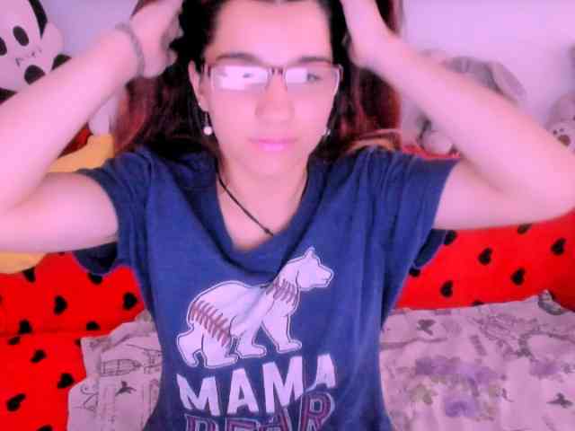 Sarahlluna webcam