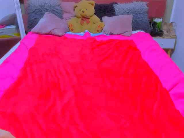 Sarahlluna webcam