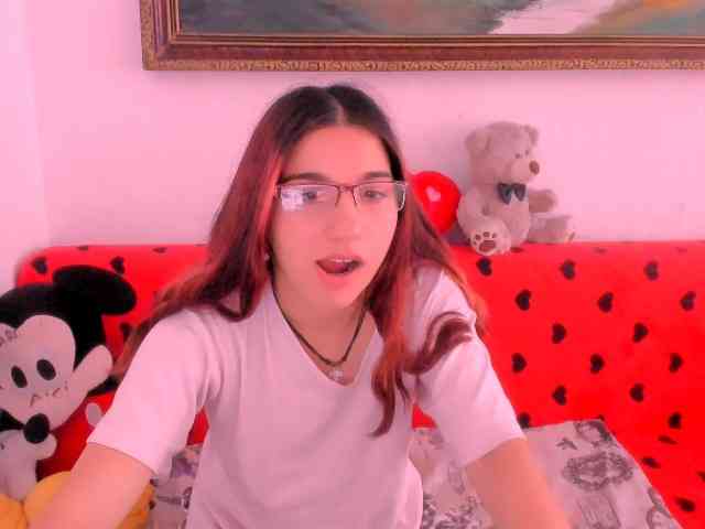 Sarahlluna webcam