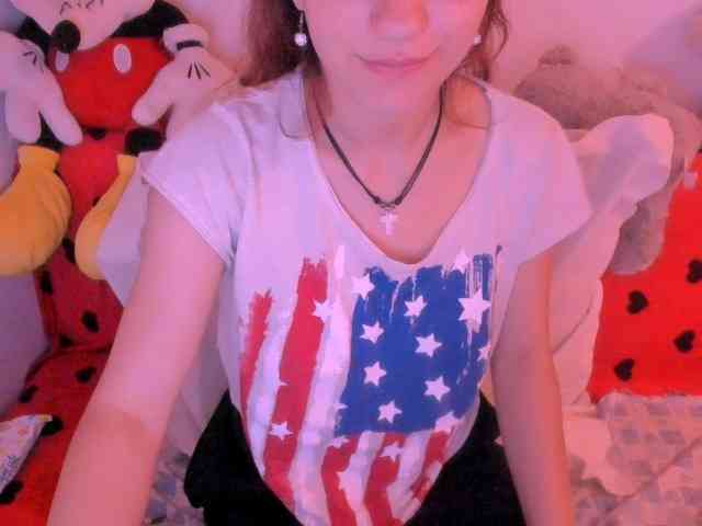 Sarahlluna webcam