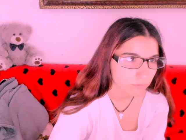 Sarahlluna webcam