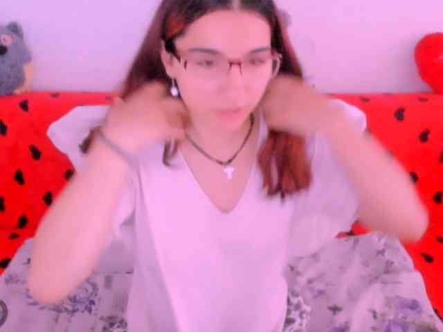 Sarahlluna webcam