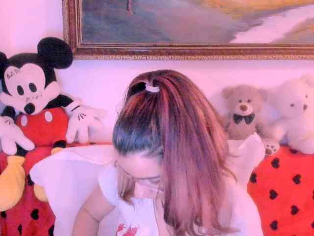 Sarahlluna webcam