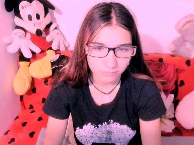 Sarahlluna webcam