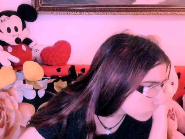 Sarahlluna webcam