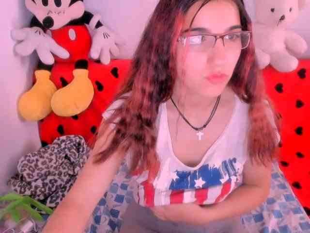 Sarahlluna webcam