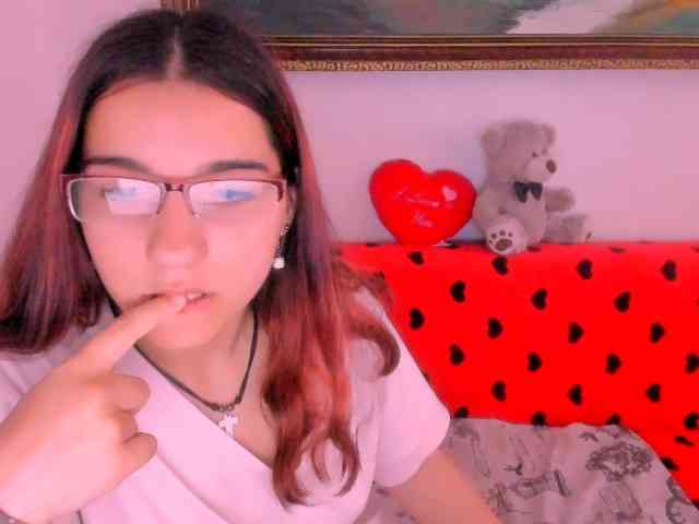 Sarahlluna webcam