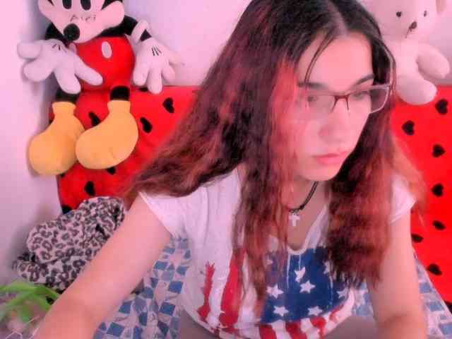 Sarahlluna webcam