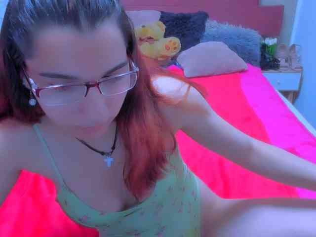 Sarahlluna webcam