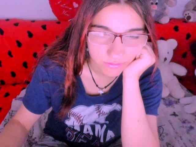 Sarahlluna webcam