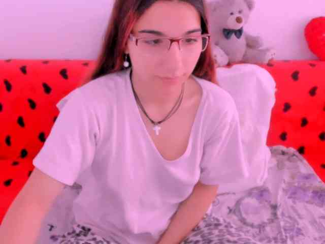 Sarahlluna webcam
