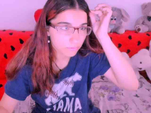 Sarahlluna webcam