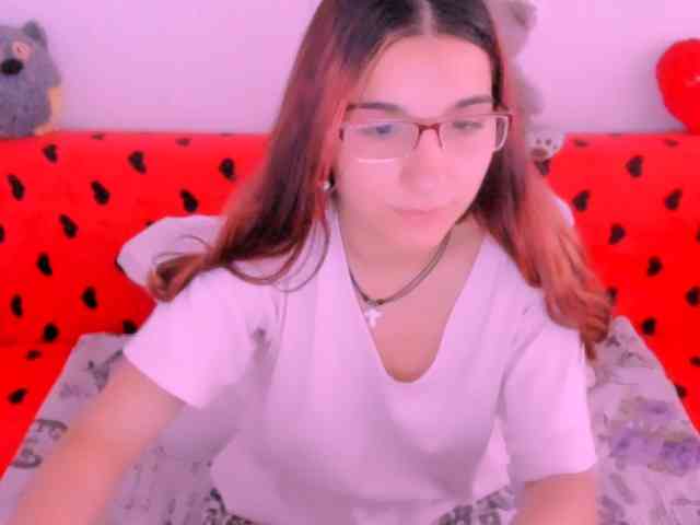 Sarahlluna webcam