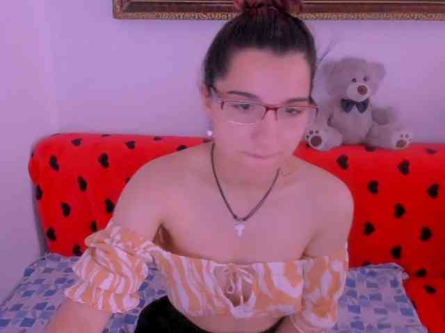 Sarahlluna webcam
