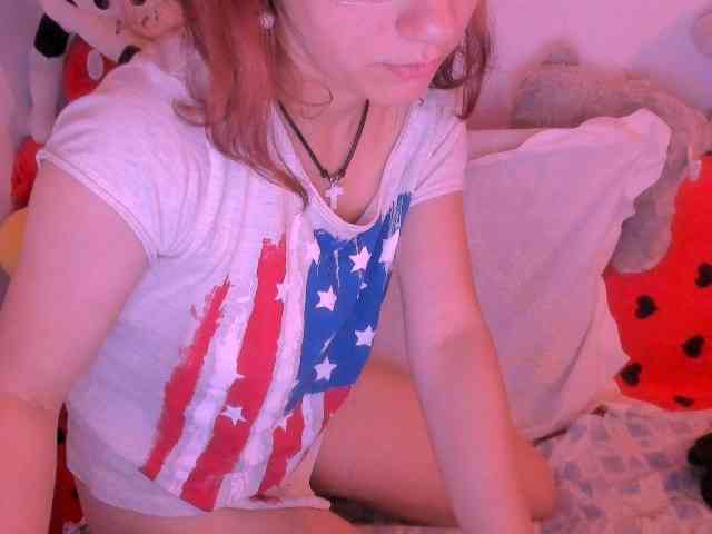 Sarahlluna webcam