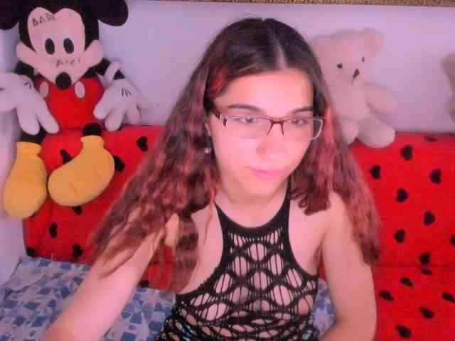 Sarahlluna webcam