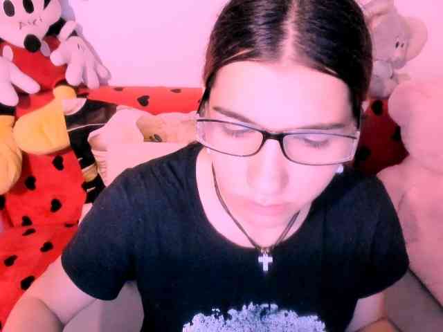 Sarahlluna webcam