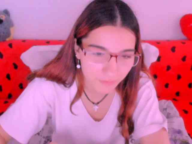 Sarahlluna webcam