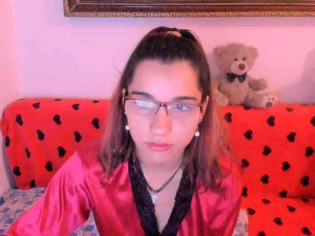 Sarahlluna webcam