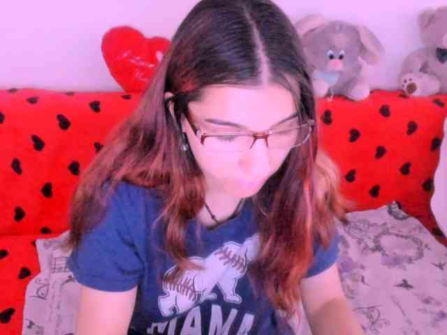 Sarahlluna webcam