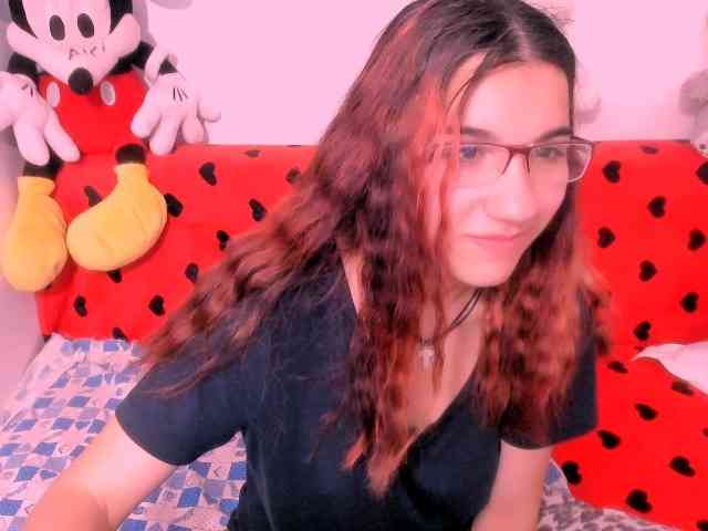 Sarahlluna webcam