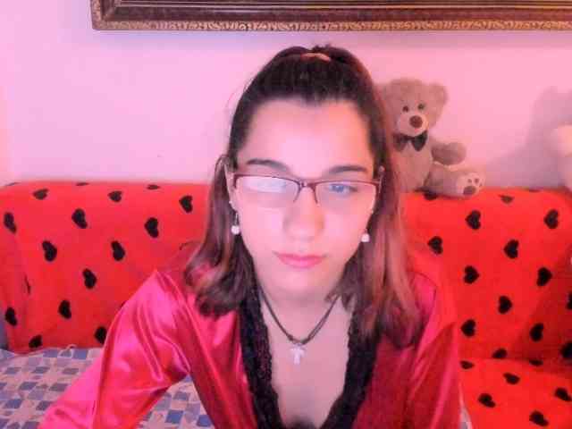 Sarahlluna webcam