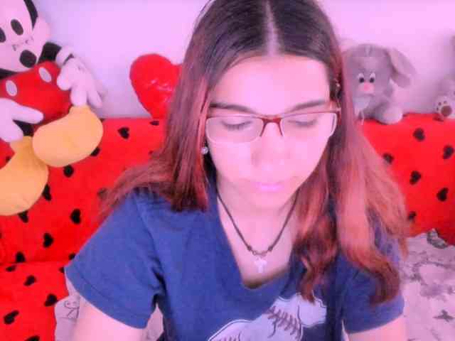 Sarahlluna webcam