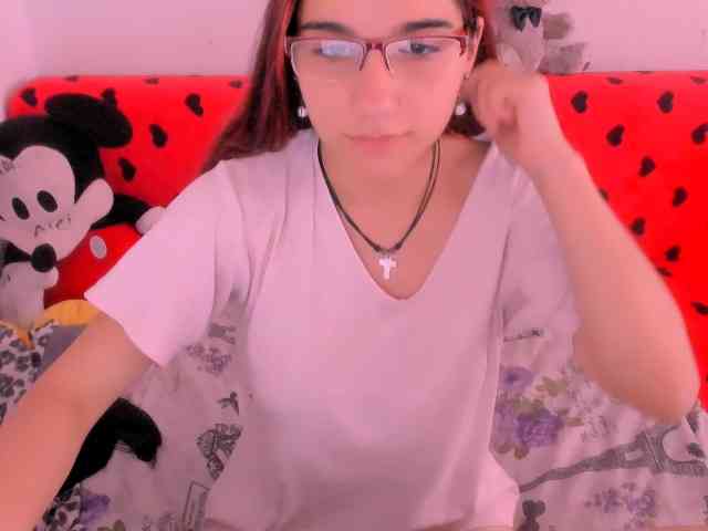 Sarahlluna webcam
