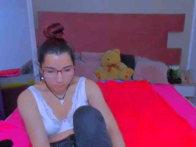 Sarahlluna webcam