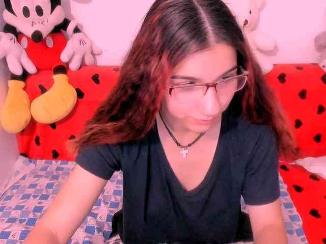 Sarahlluna webcam