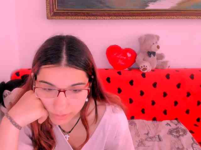 Sarahlluna webcam