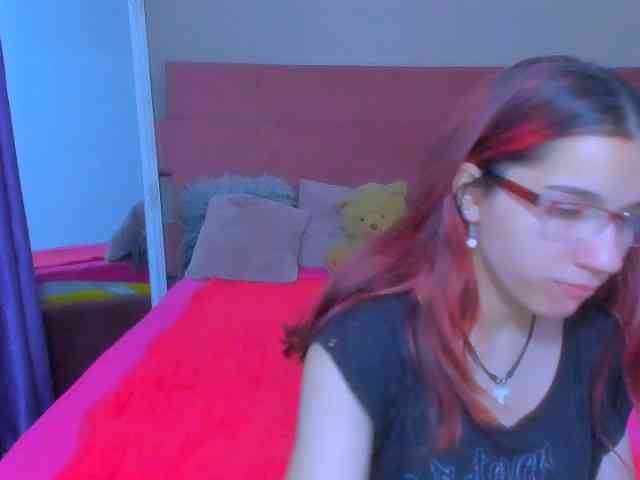 Sarahlluna webcam