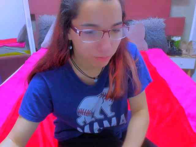 Sarahlluna webcam