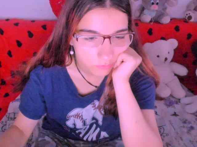 Sarahlluna webcam