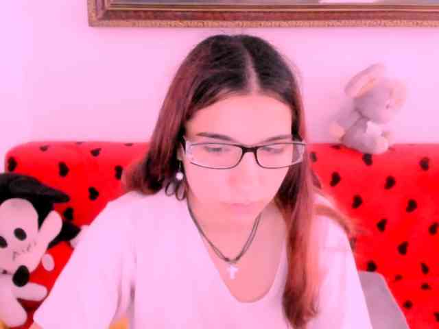 Sarahlluna webcam