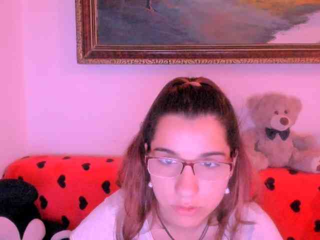 Sarahlluna webcam