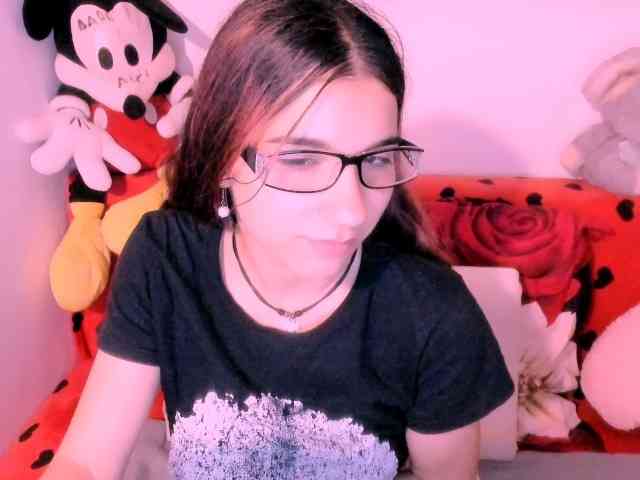 Sarahlluna webcam