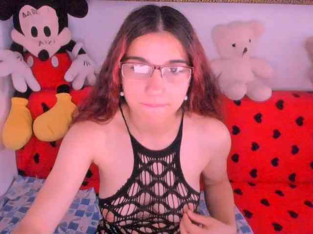 Sarahlluna webcam