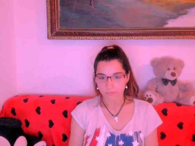 Sarahlluna webcam