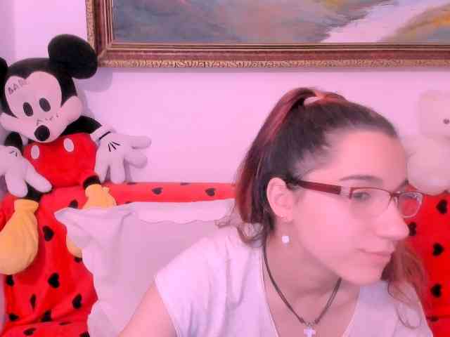 Sarahlluna webcam